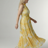 Mira™ – Řasené halter midi šaty