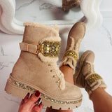 kamínky detail khaki boty