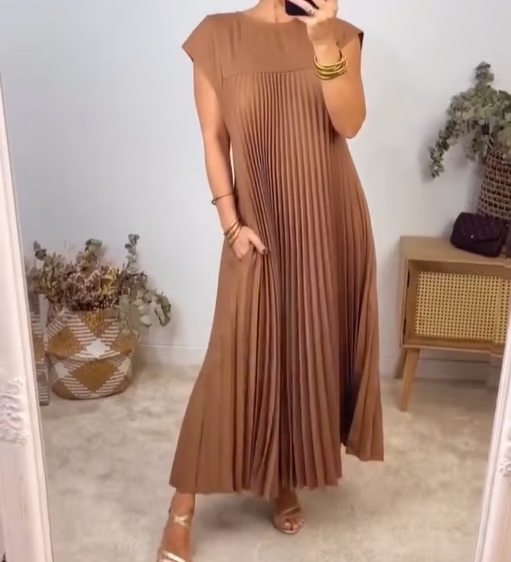 Tereza – Elegantní plisované šaty pro každodenní styl